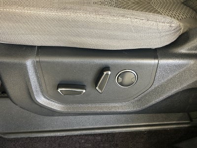 2016 Ford F-150 Base