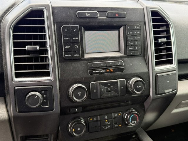 2016 Ford F-150 Base