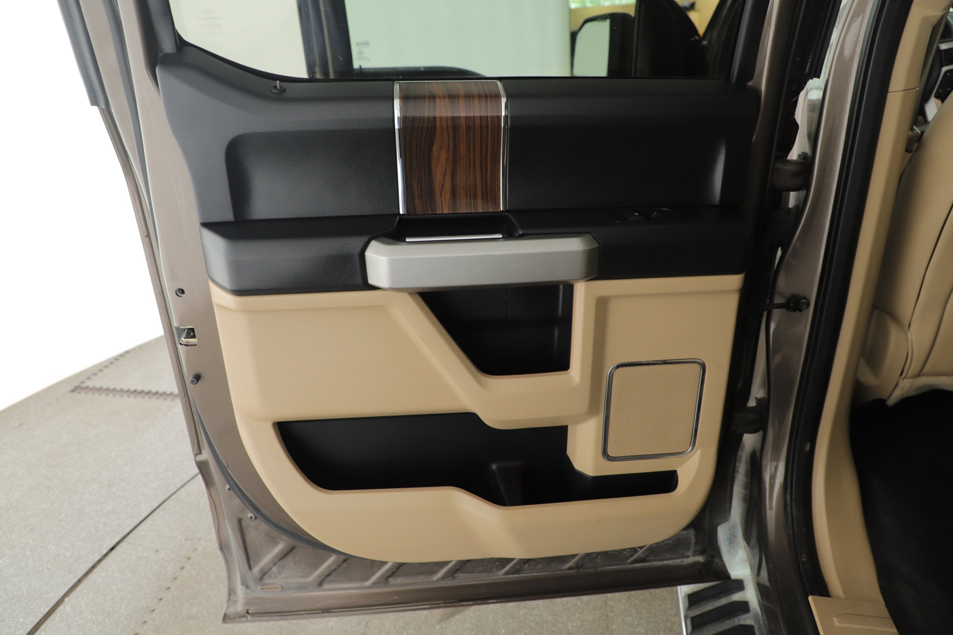 2015 Ford F-150 Base