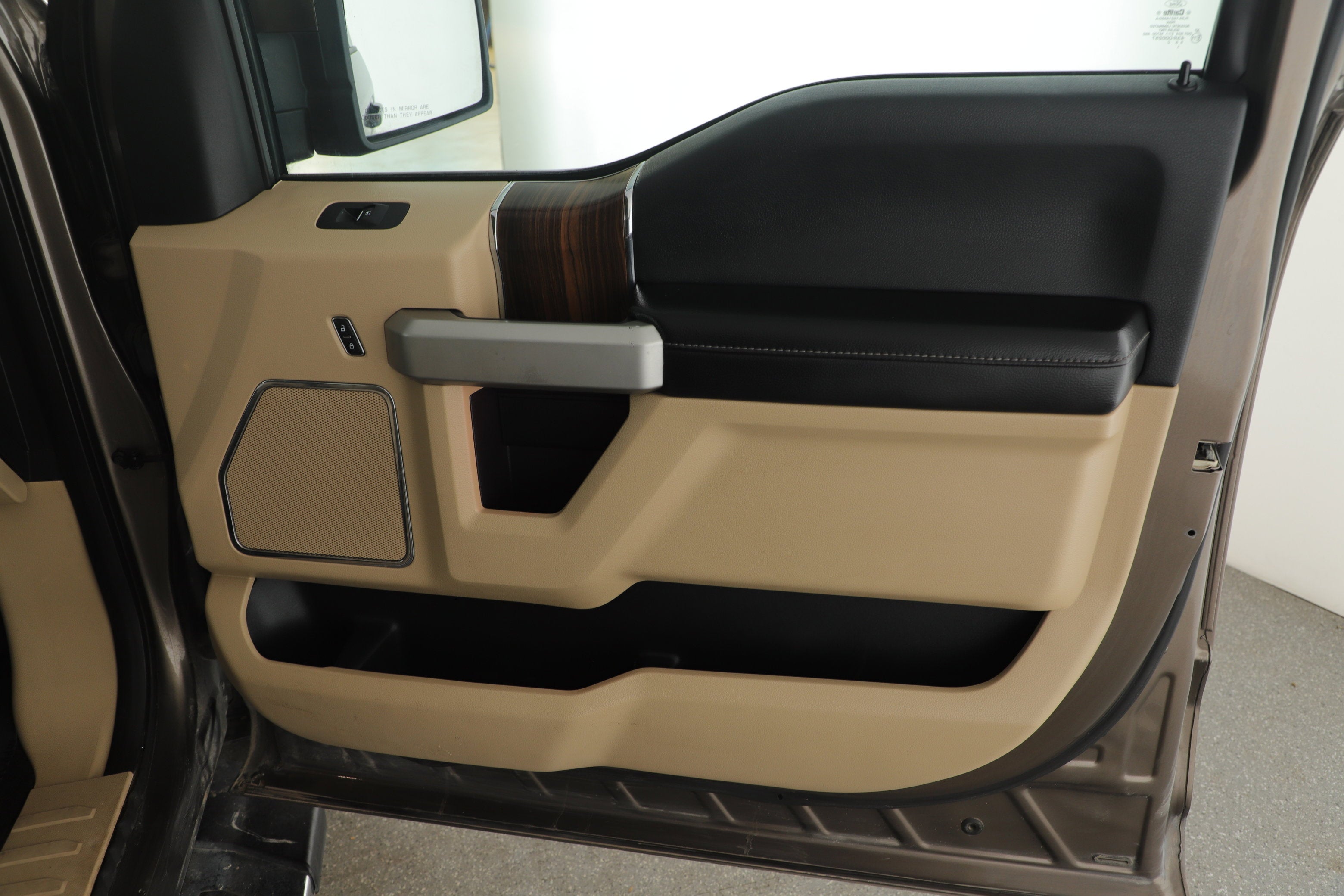 2015 Ford F-150 Base