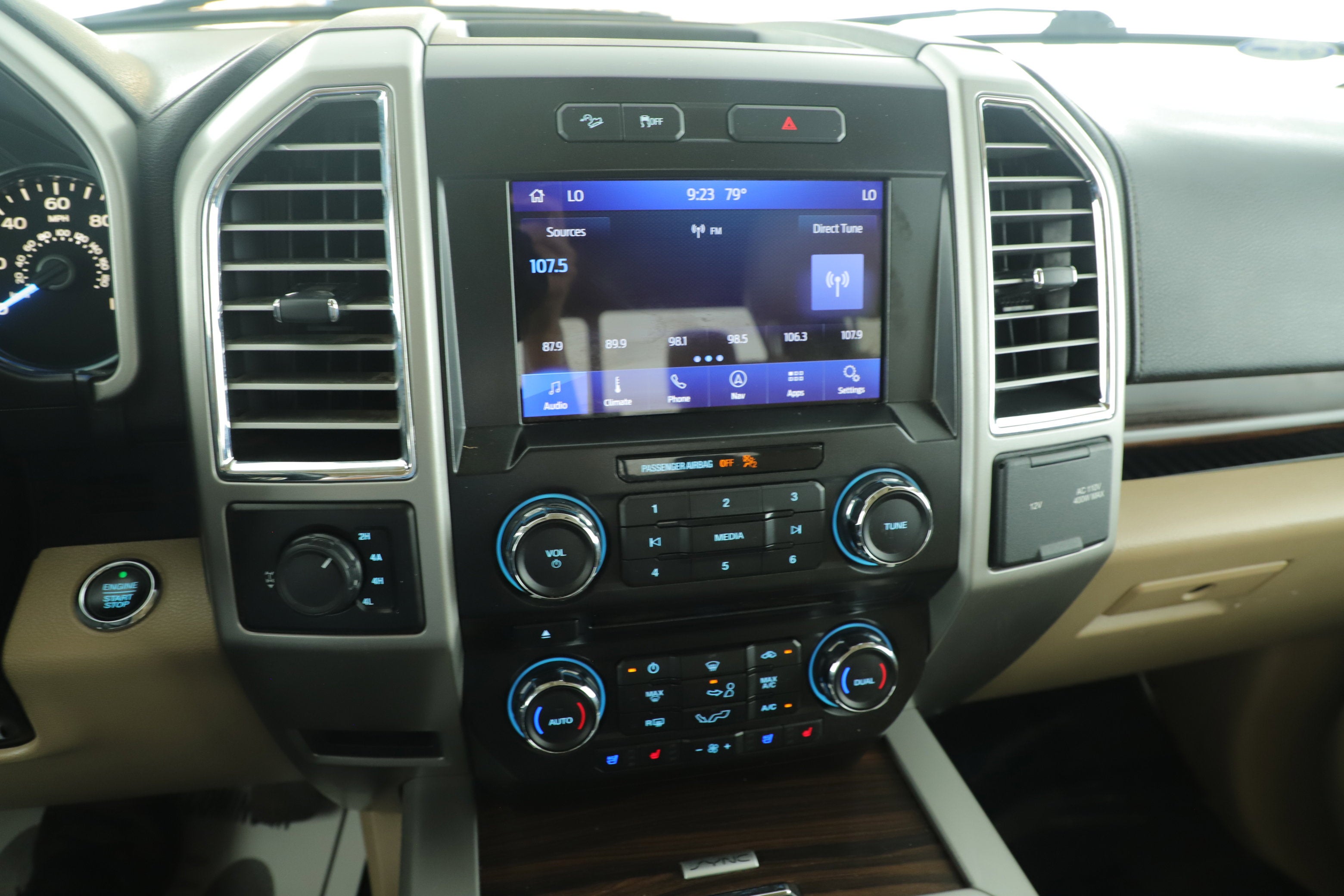 2015 Ford F-150 Base