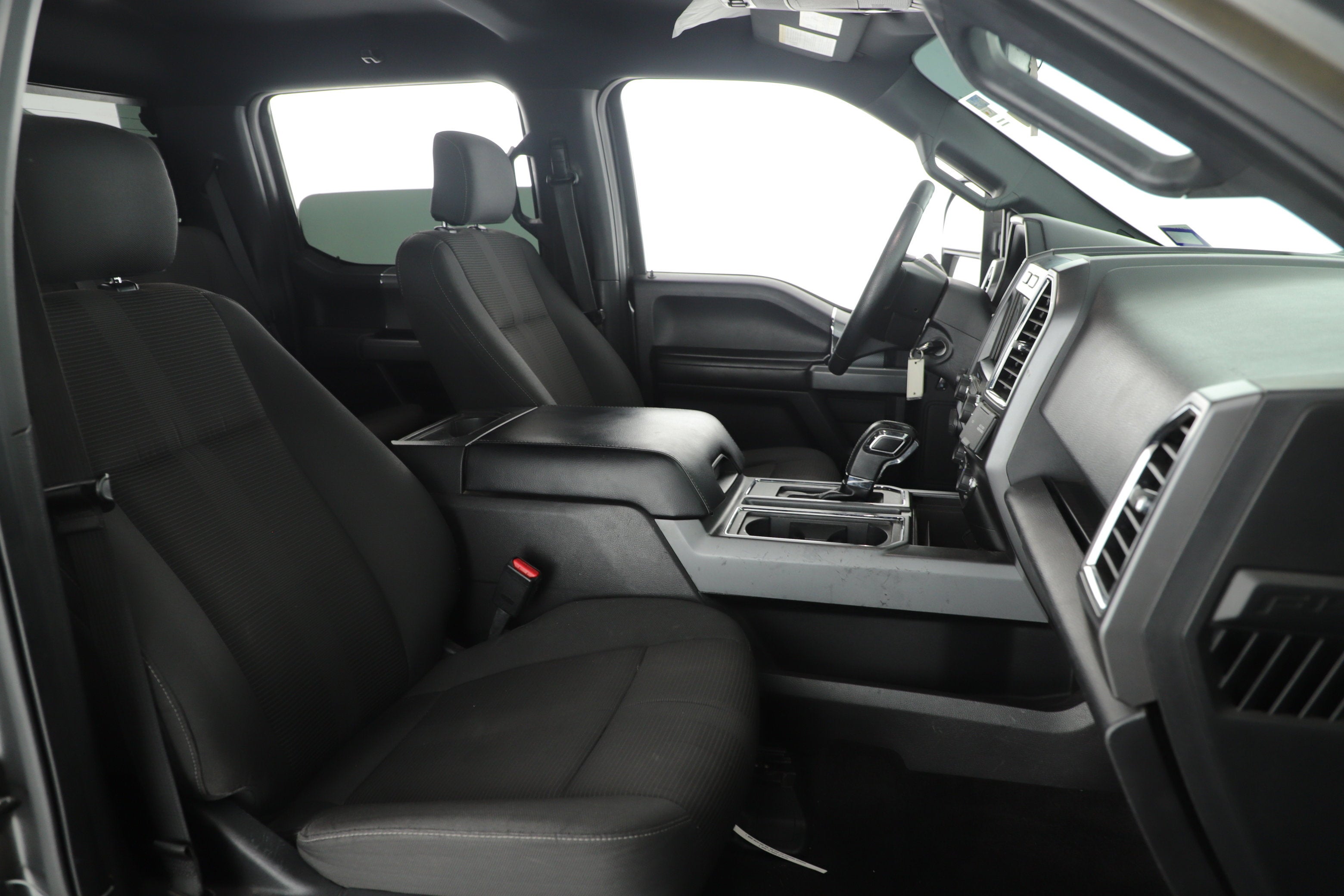 2016 Ford F-150 Base