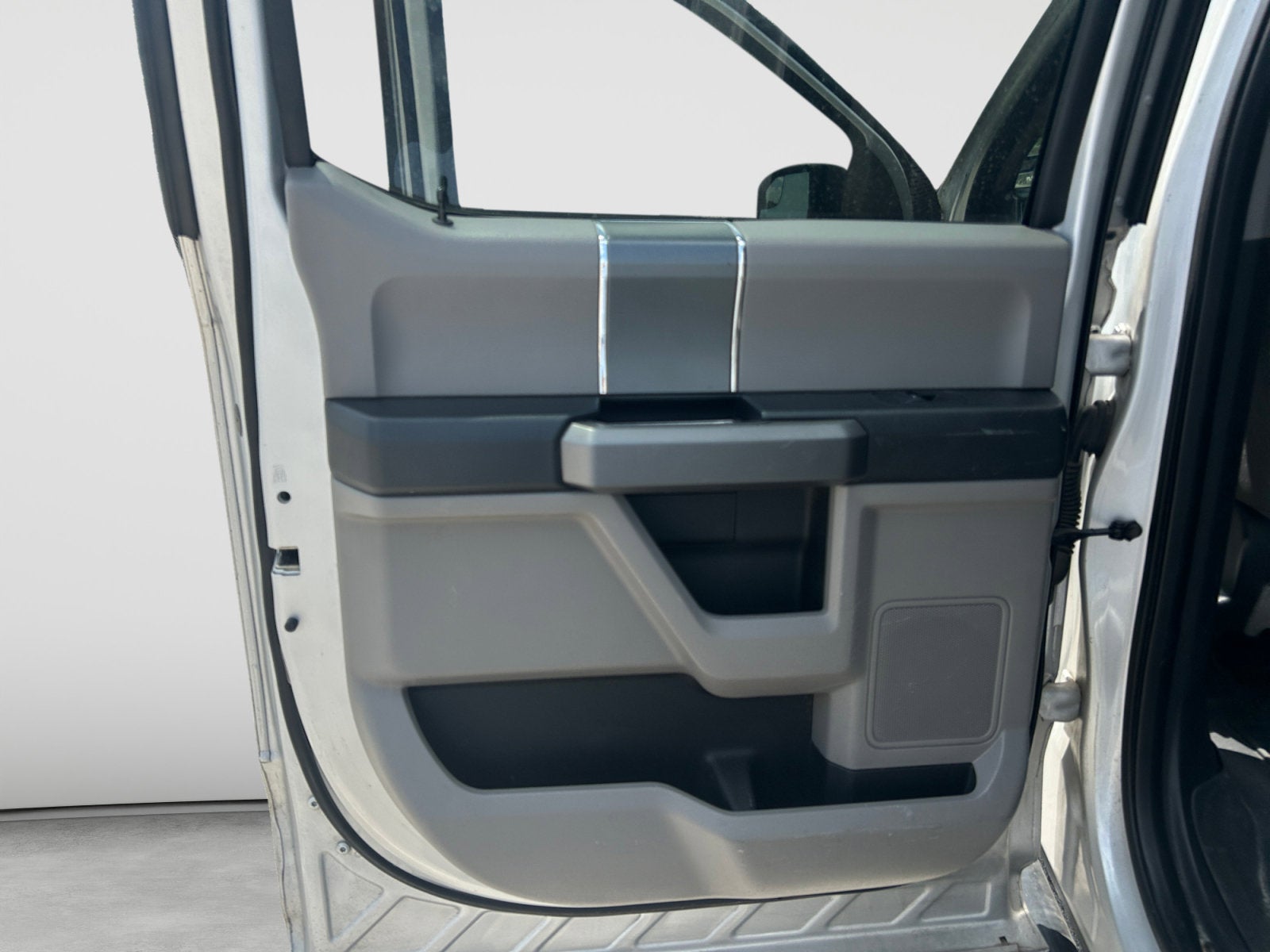 2015 Ford F-150 Base