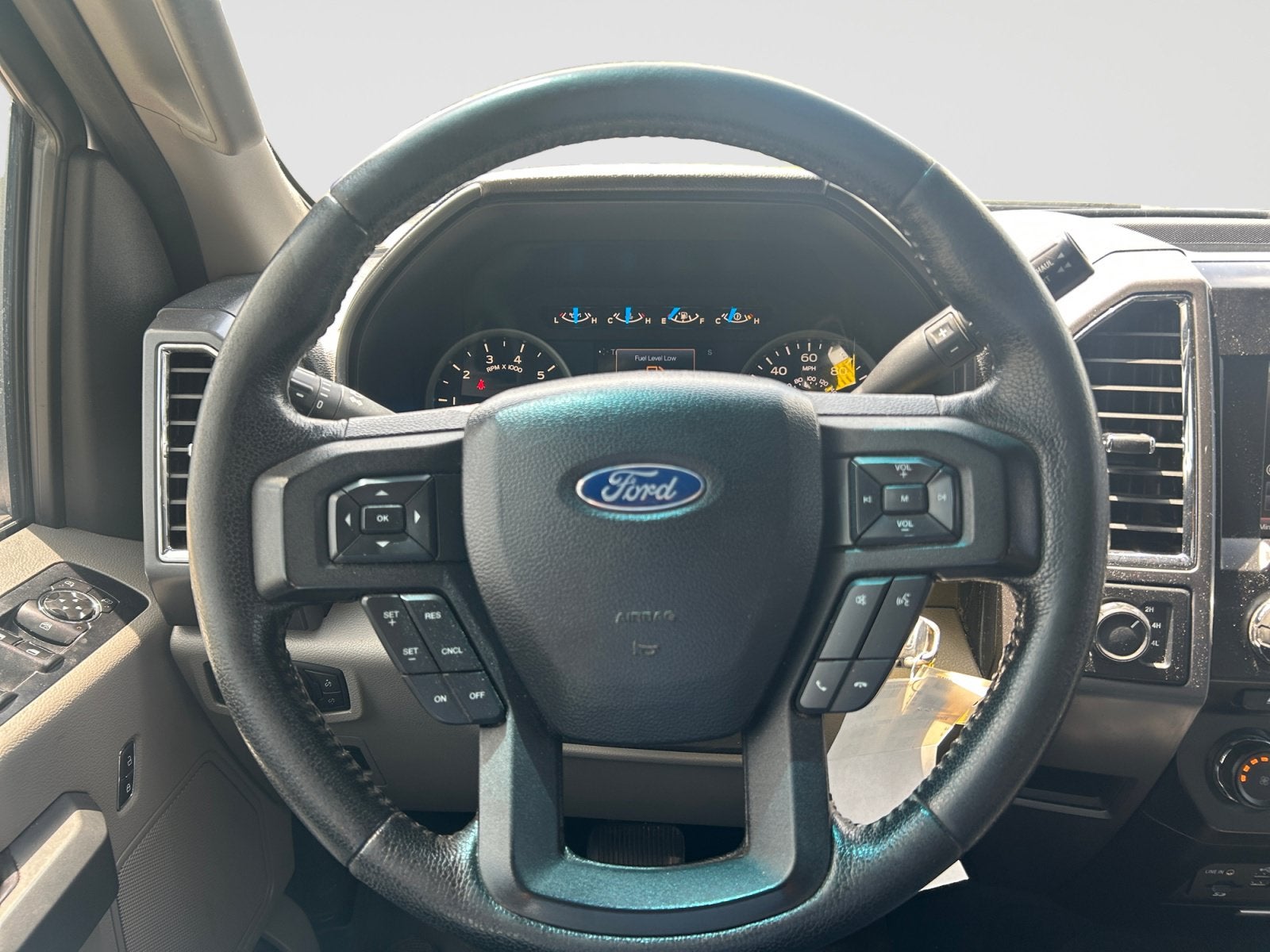 2015 Ford F-150 Base