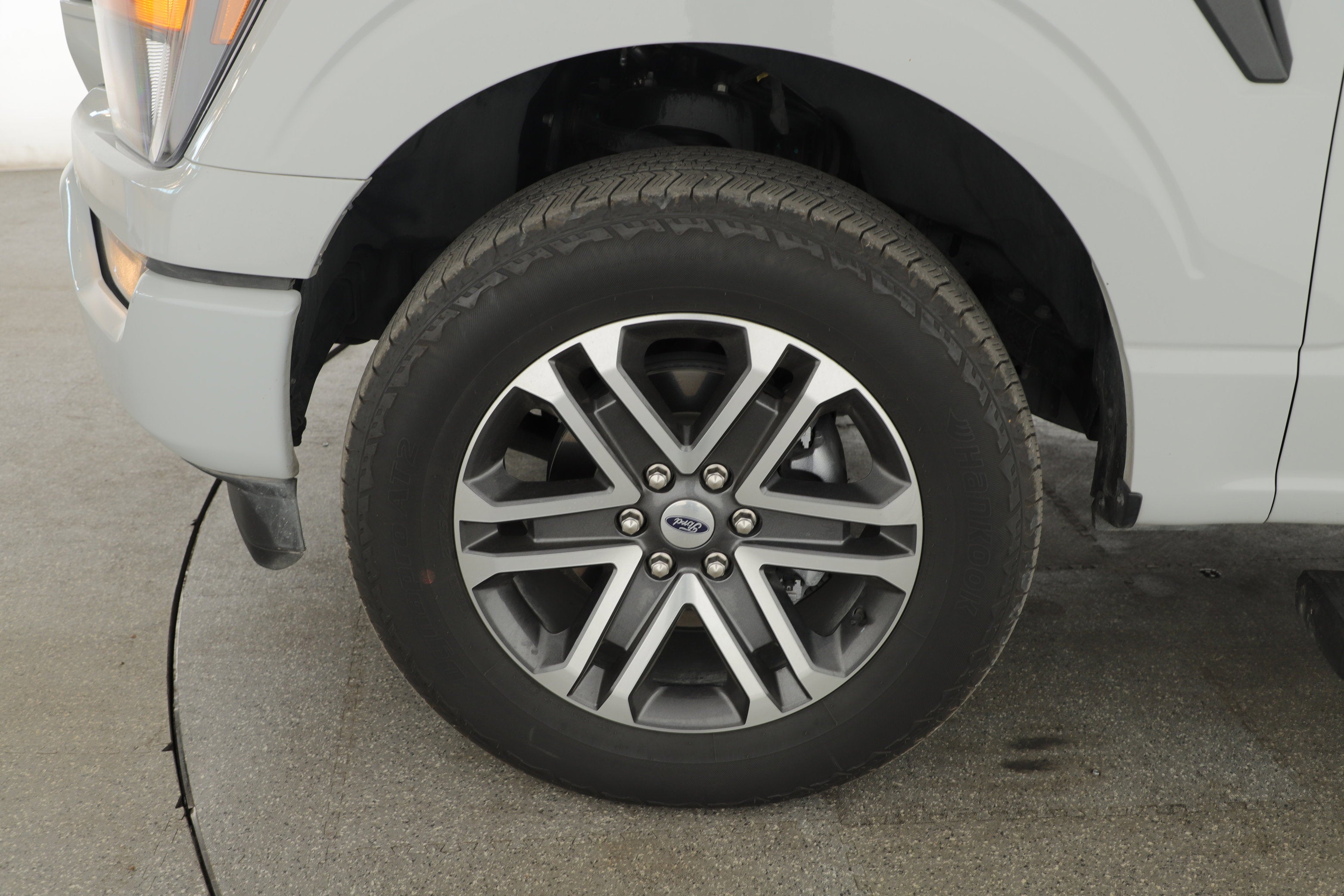 2023 Ford F-150 Base