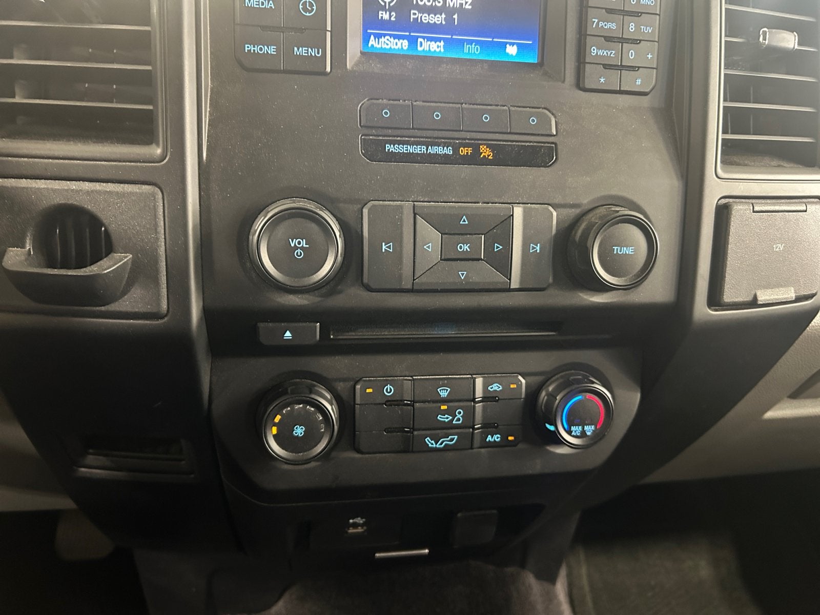 2016 Ford F-150 Base