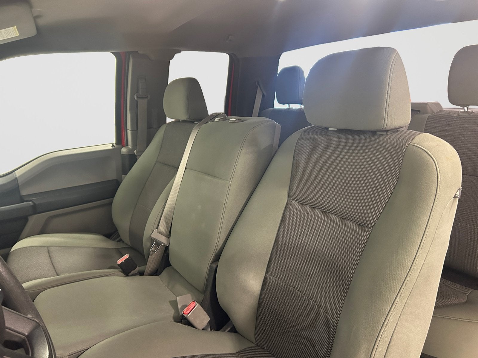 2016 Ford F-150 Base