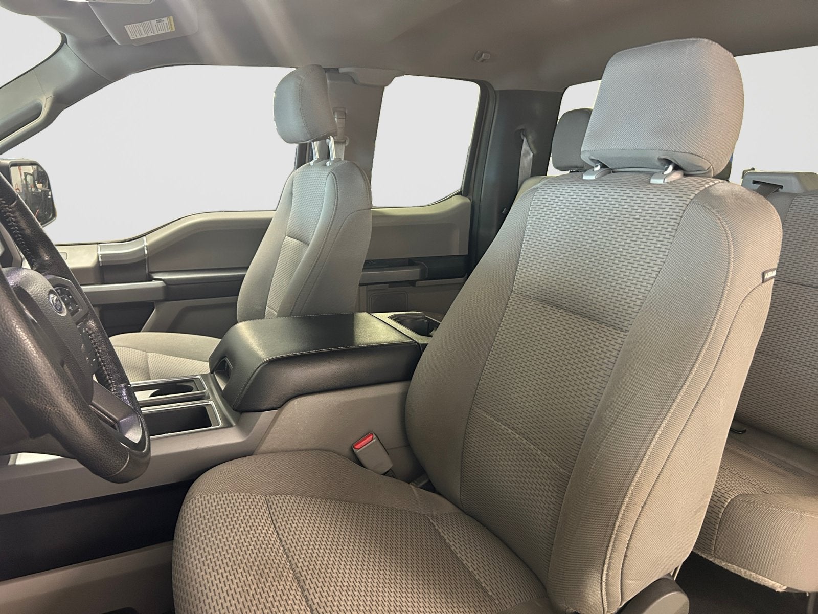 2016 Ford F-150 Base