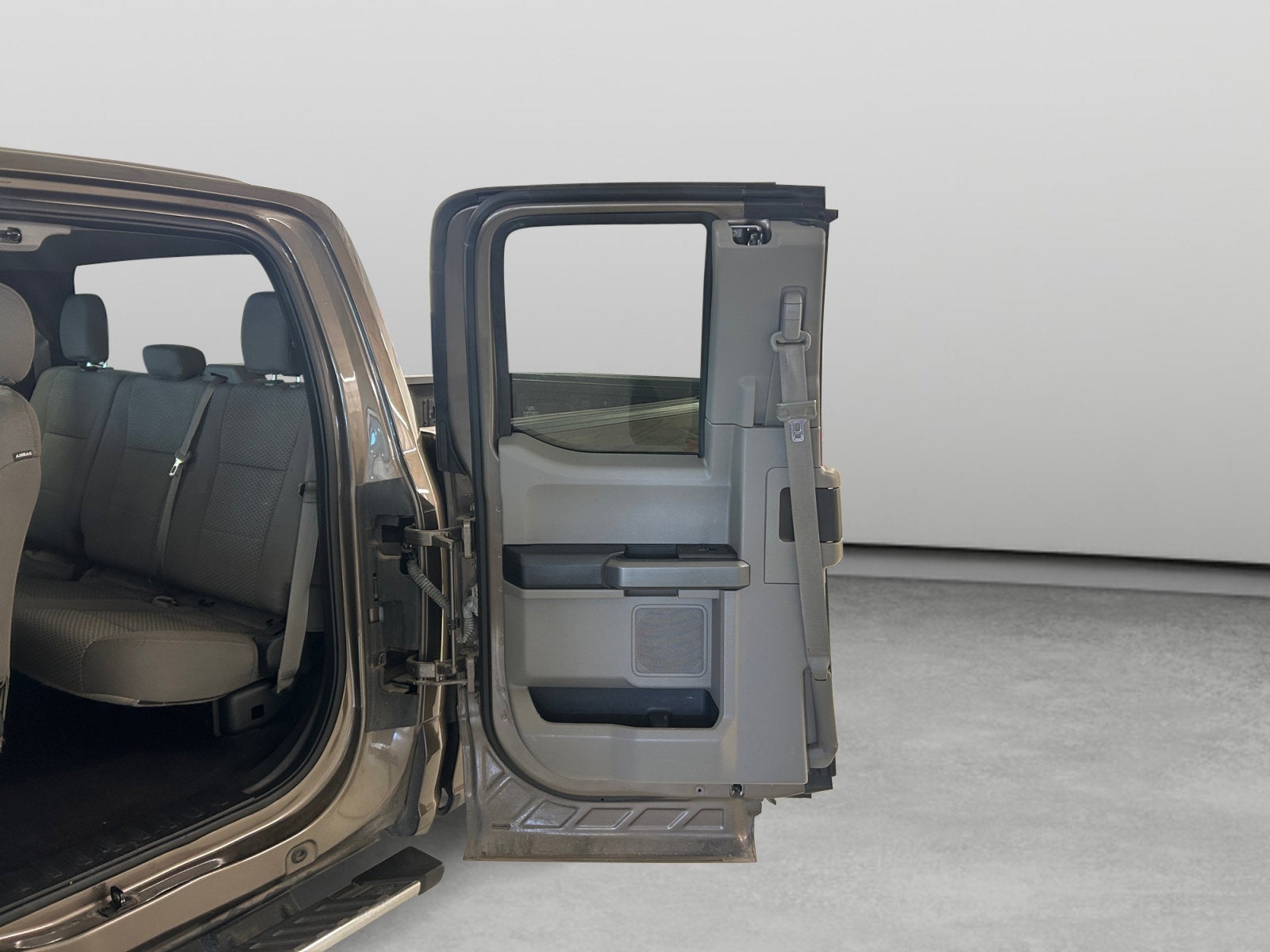 2016 Ford F-150 Base