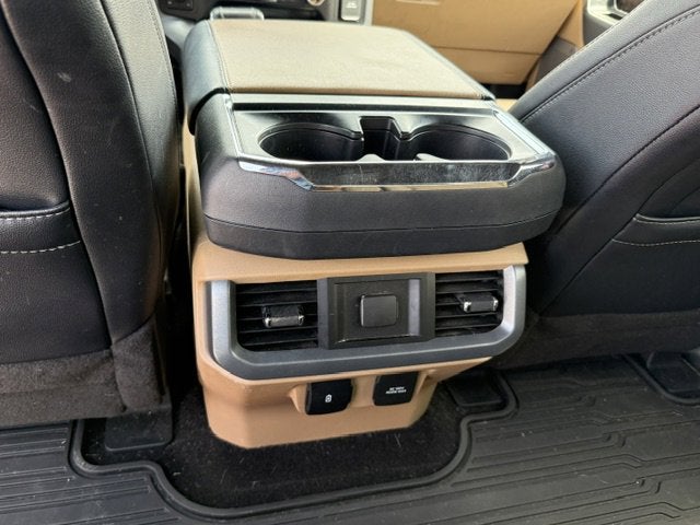 2022 Ford F-150 Base