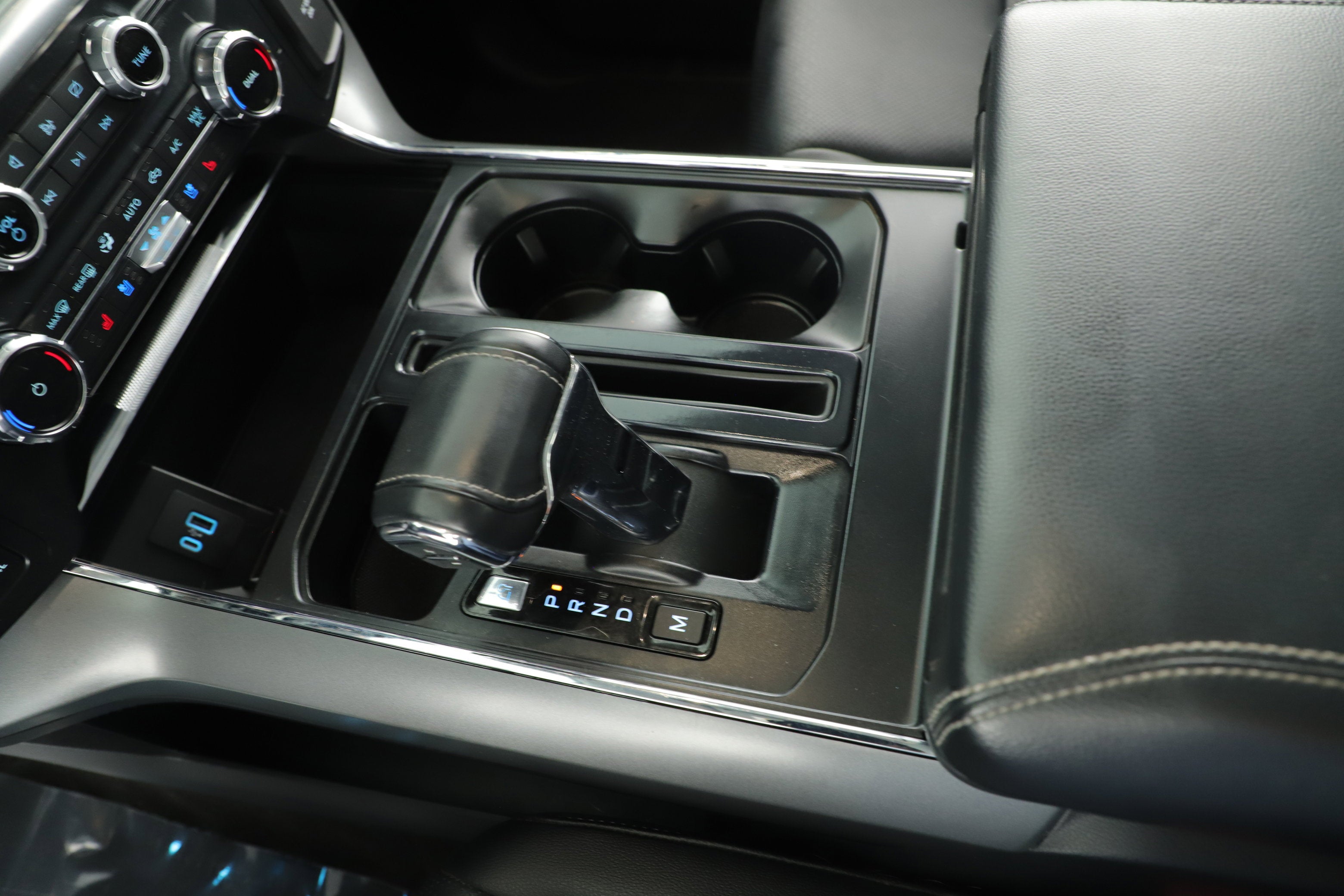 2022 Ford F-150 Base