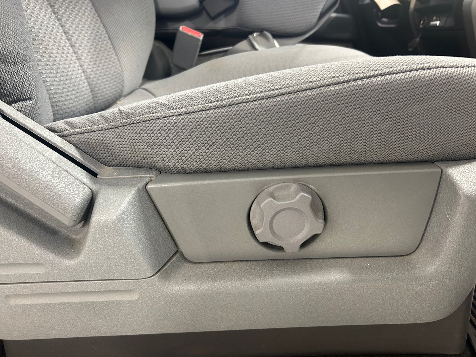 2014 Ford F-150 Base