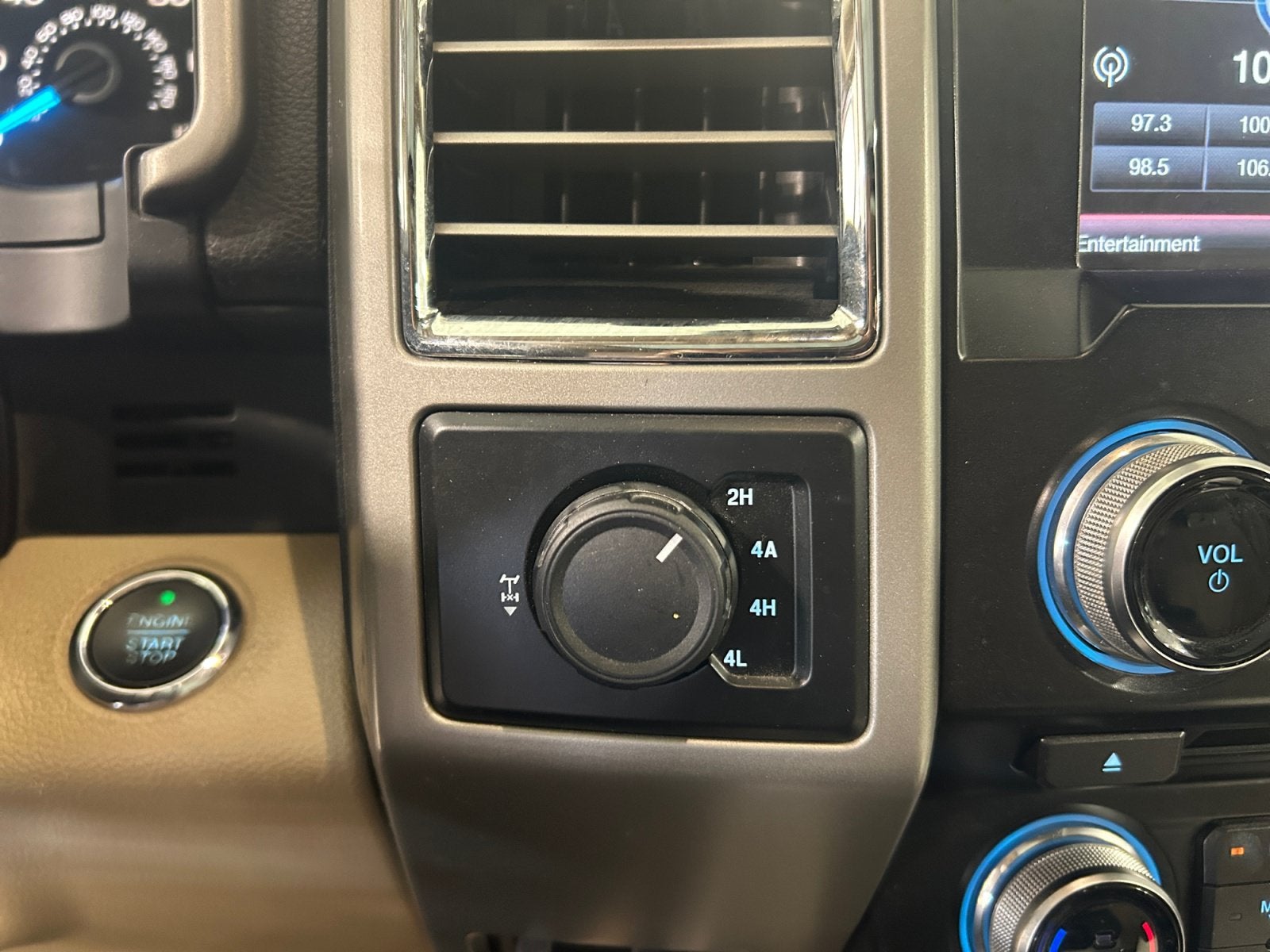 2015 Ford F-150 Base
