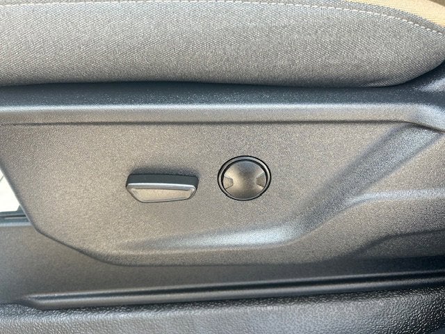 2024 Ford Super Duty F-350 DRW Base