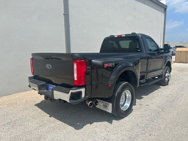 2024 Ford Super Duty F-350 DRW Base