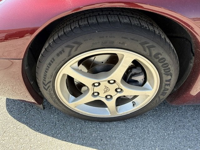 2003 Chevrolet Corvette Base