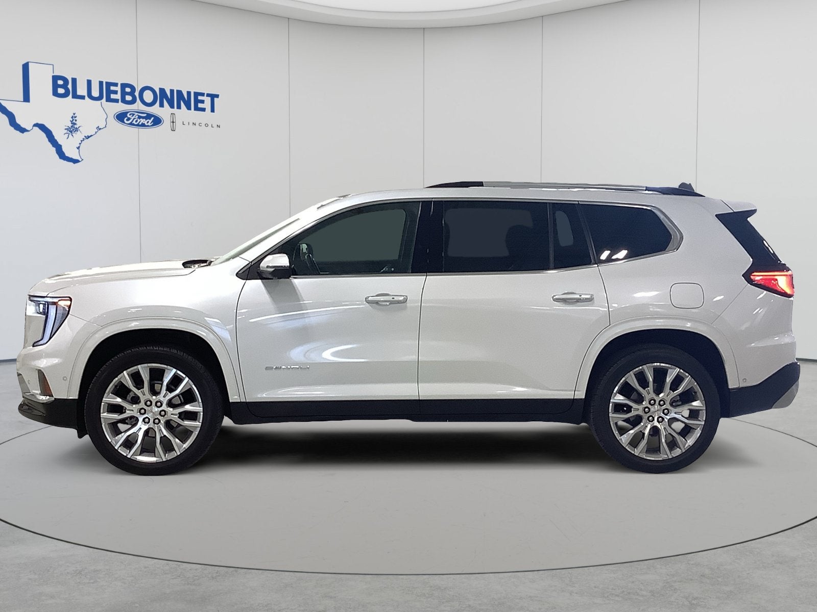 2024 GMC Acadia FWD Denali