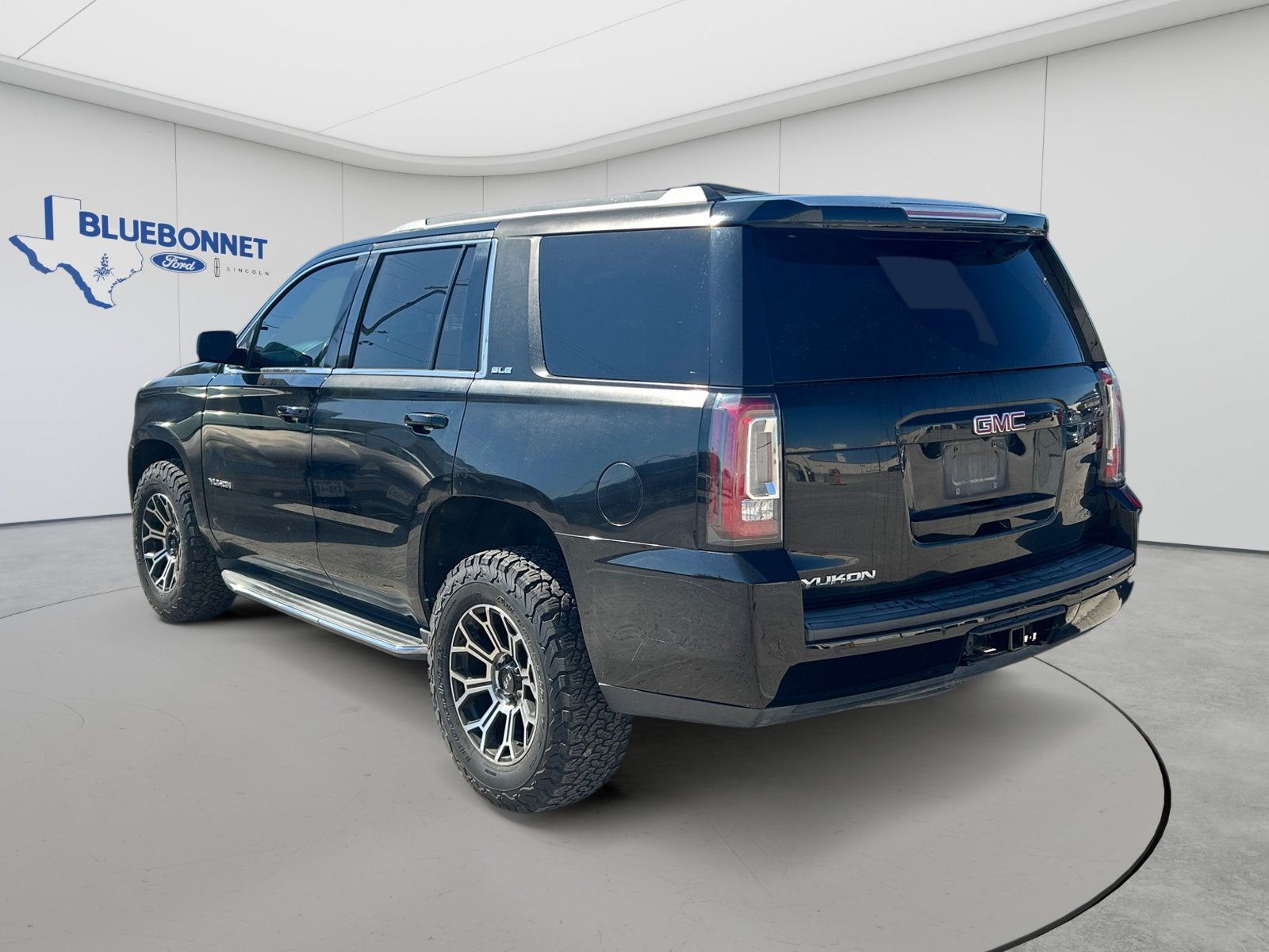 2017 GMC Yukon SLE
