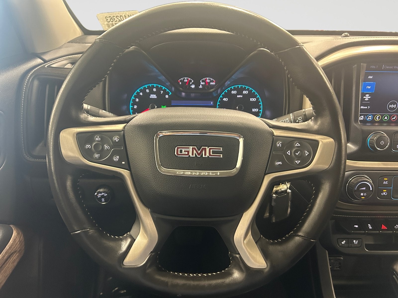 2022 GMC Canyon 4WD Denali