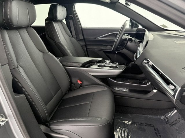 2025 Cadillac LYRIQ Luxury