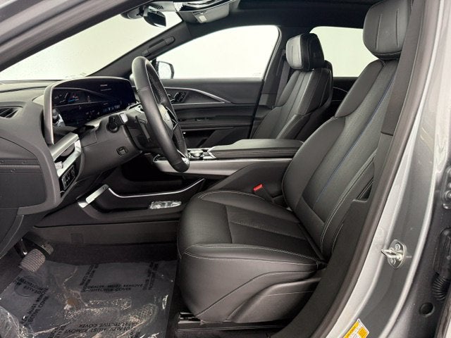 2025 Cadillac LYRIQ Luxury