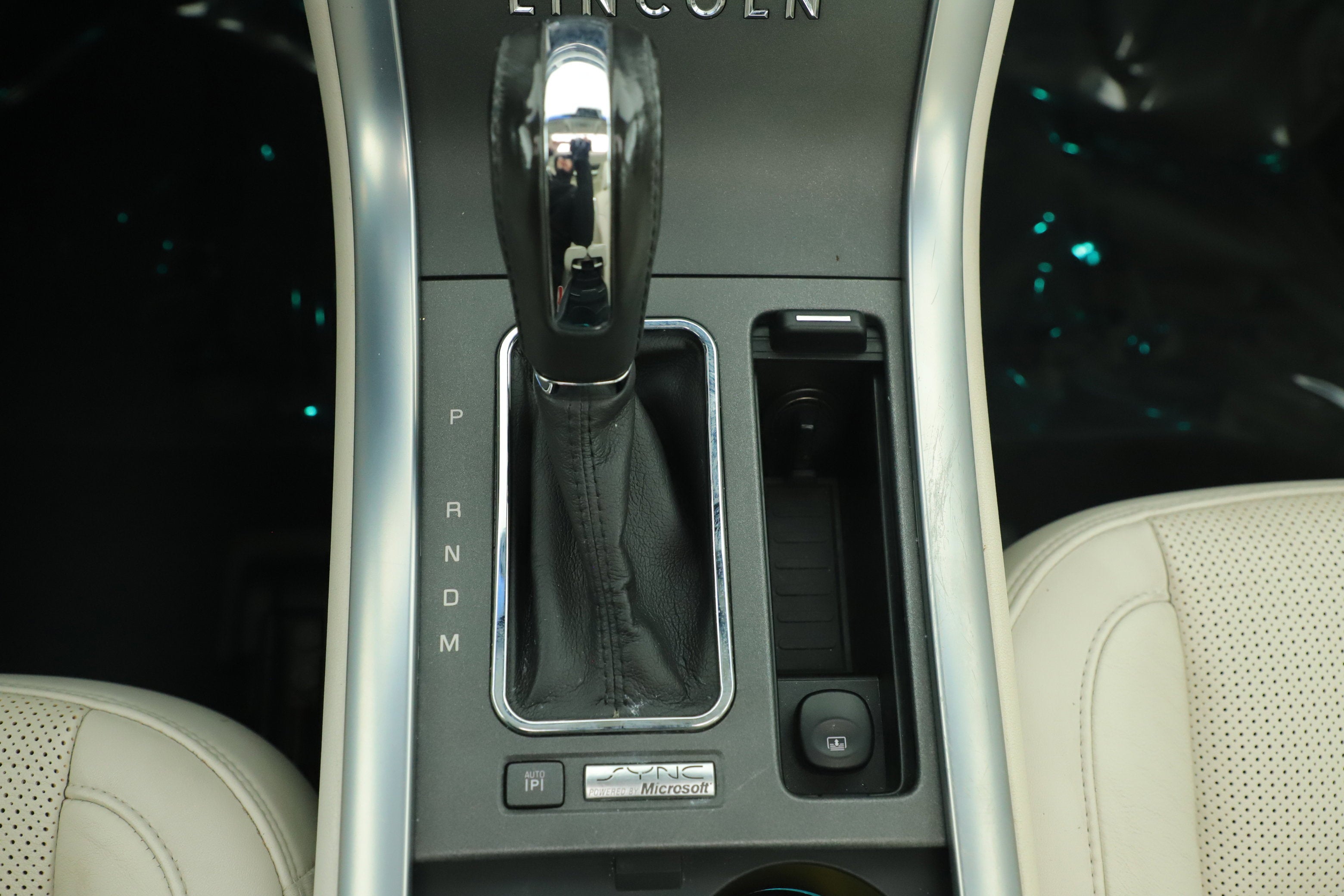 2011 Lincoln MKS w/EcoBoost