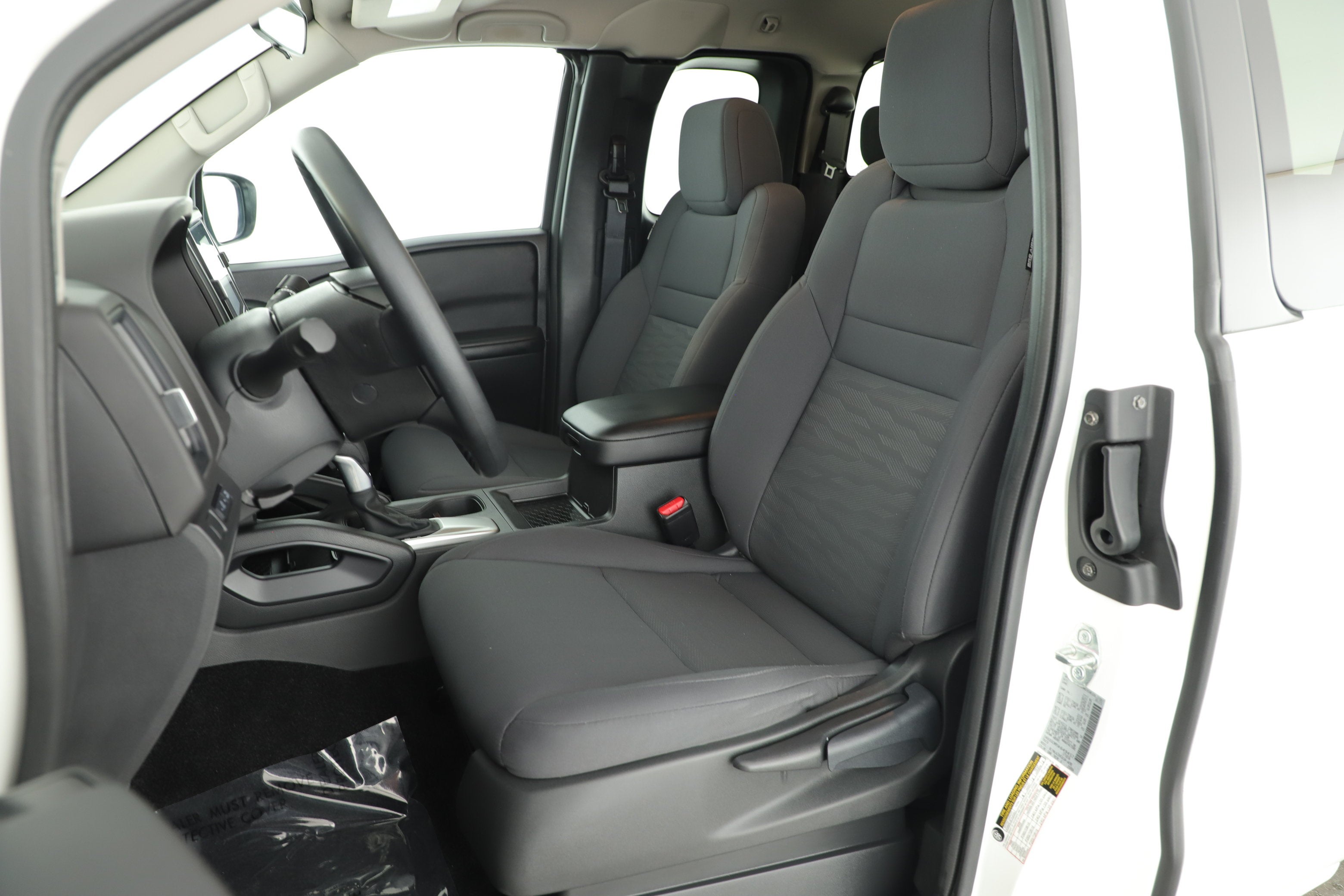 2025 Nissan Frontier S