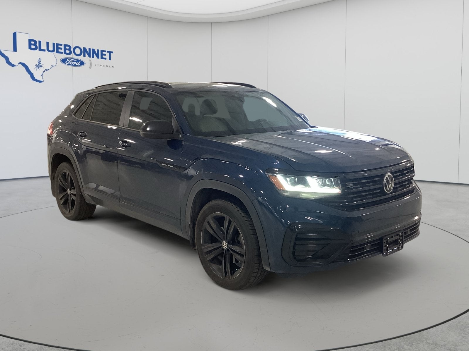 2023 Volkswagen Atlas Cross Sport Base