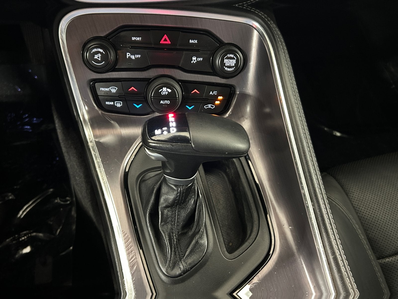 2016 Dodge Challenger SXT Plus