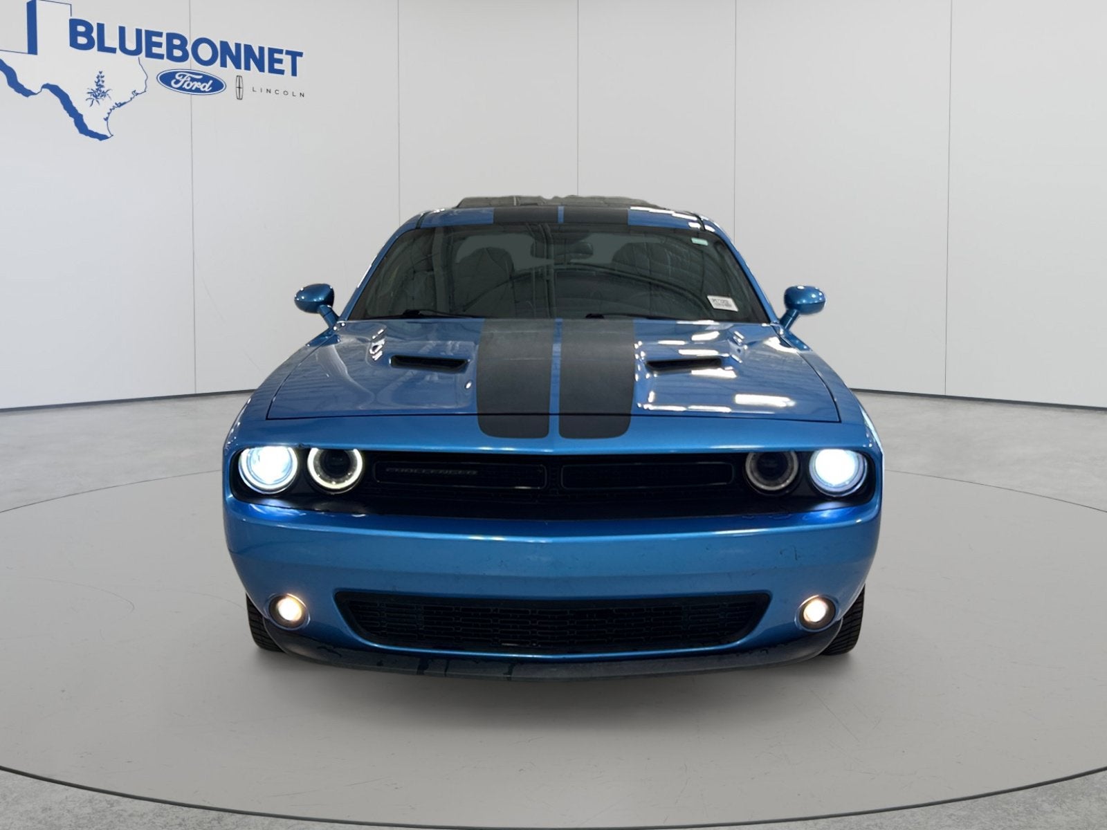 2016 Dodge Challenger SXT Plus