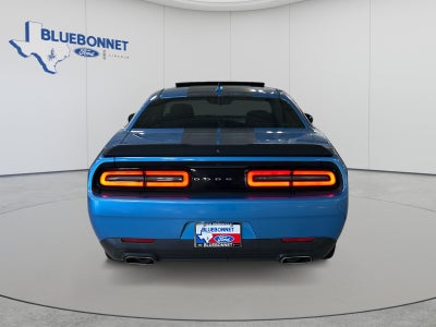2016 Dodge Challenger SXT Plus