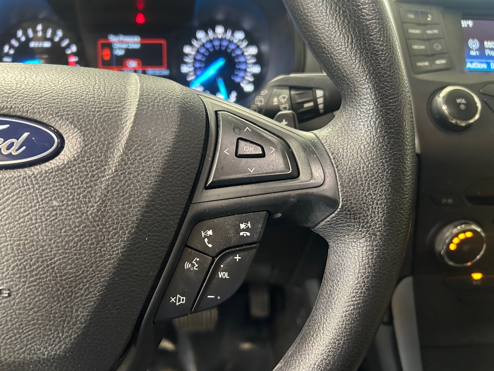 2018 Ford Edge SE