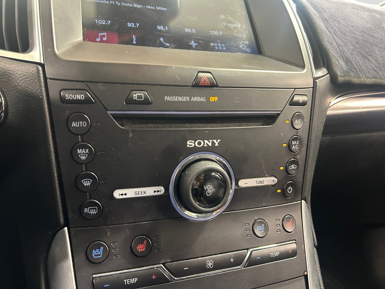 2016 Ford Edge Titanium
