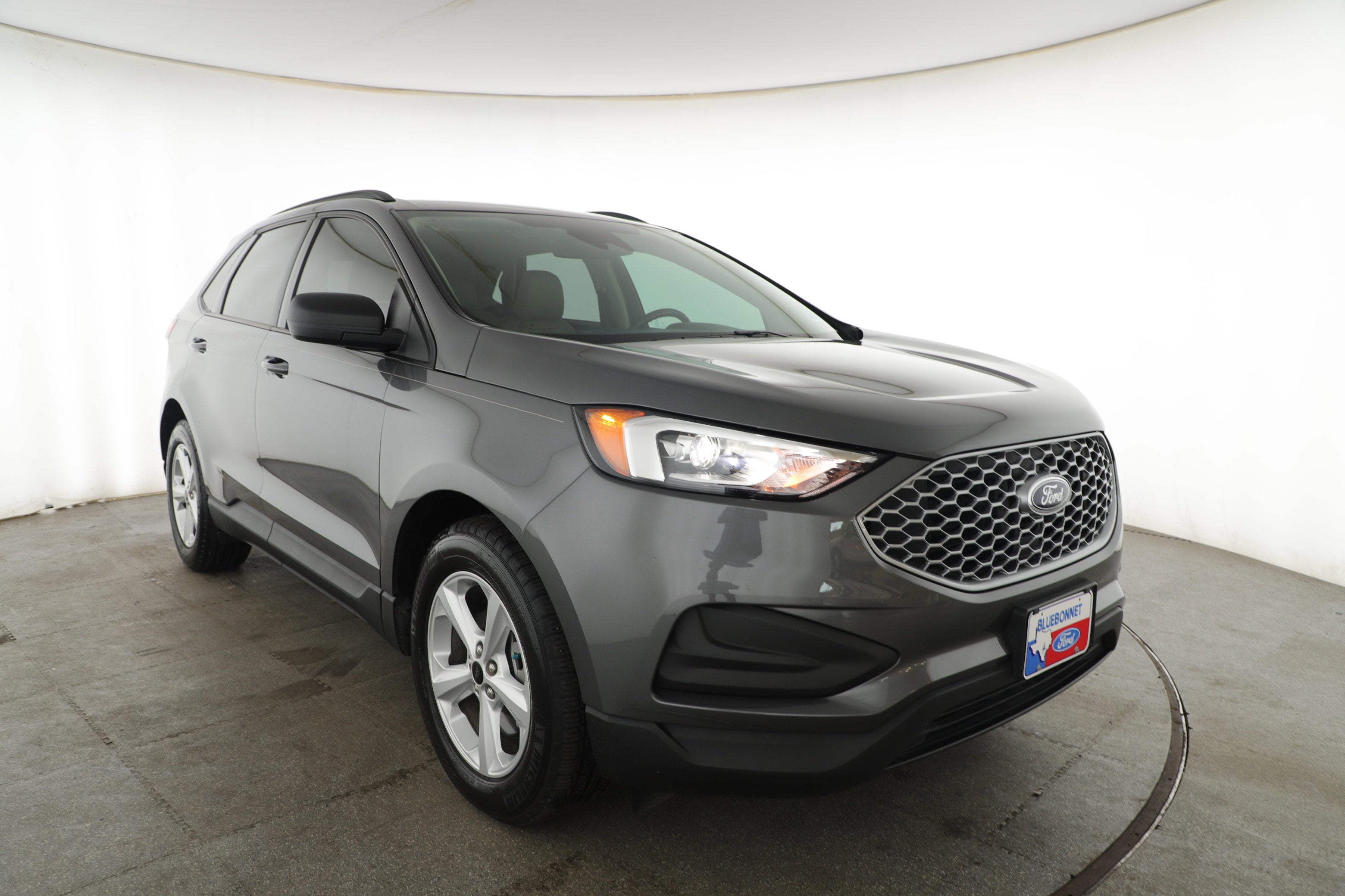 2023 Ford Edge SE