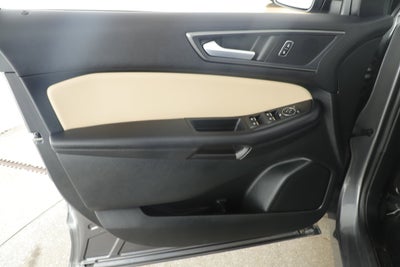 2023 Ford Edge SE