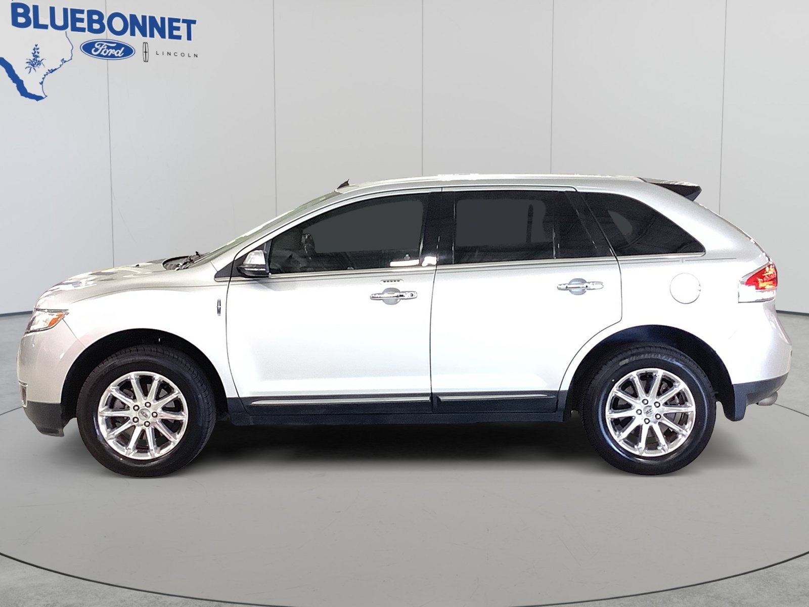 2013 Lincoln MKX Base