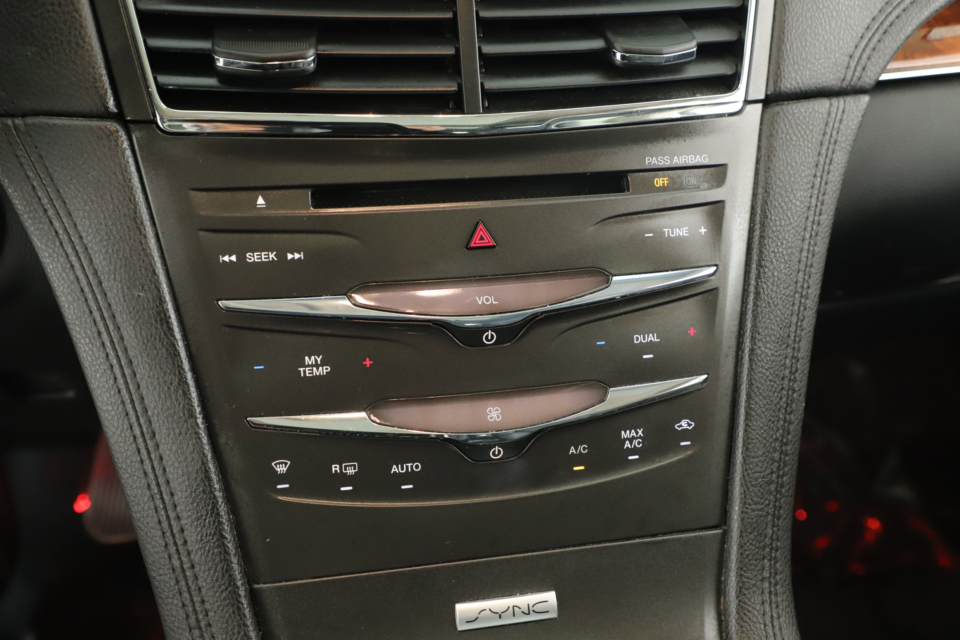 2016 Lincoln MKT EcoBoost