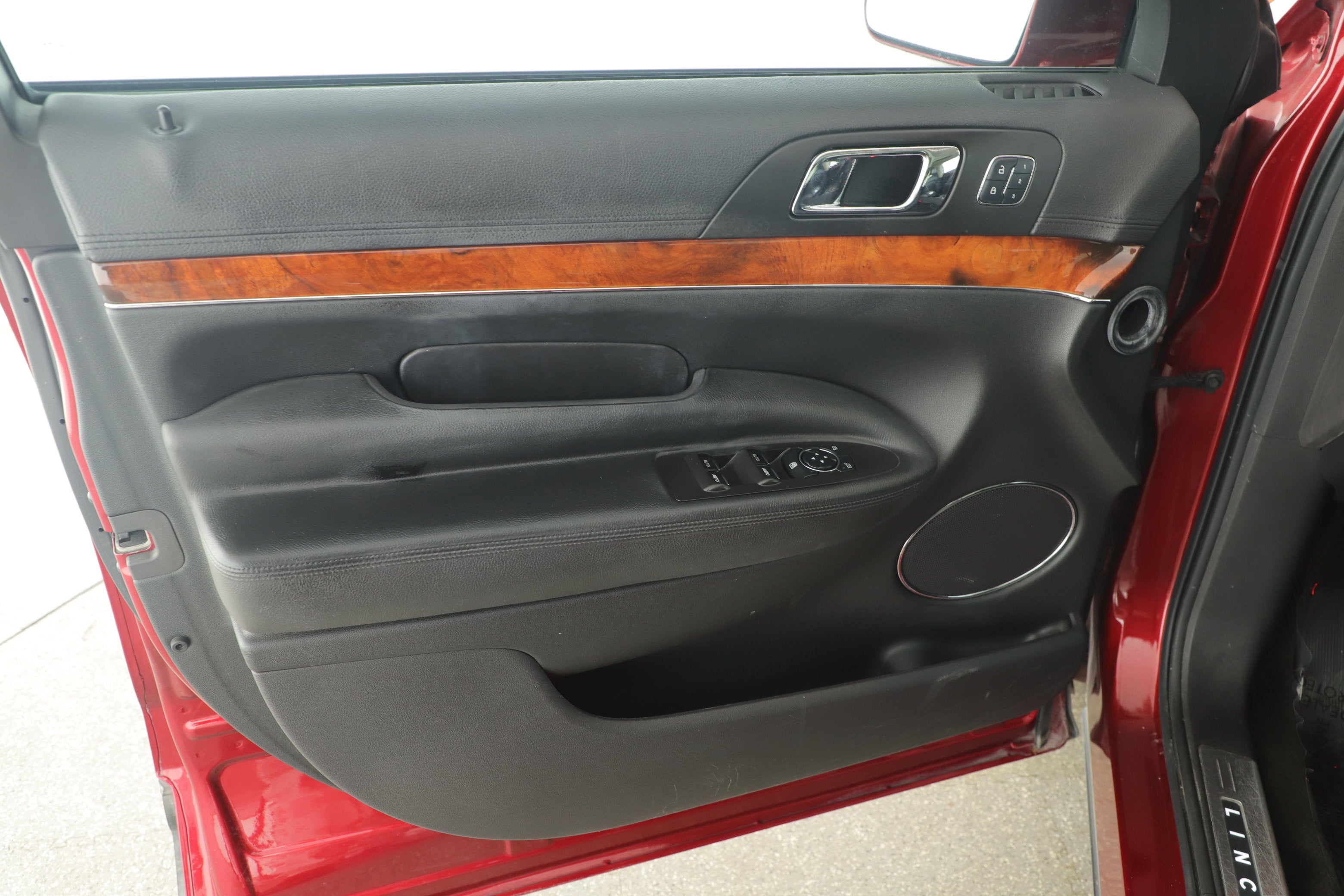 2016 Lincoln MKT EcoBoost