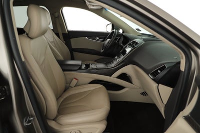 2019 Lincoln Nautilus Select
