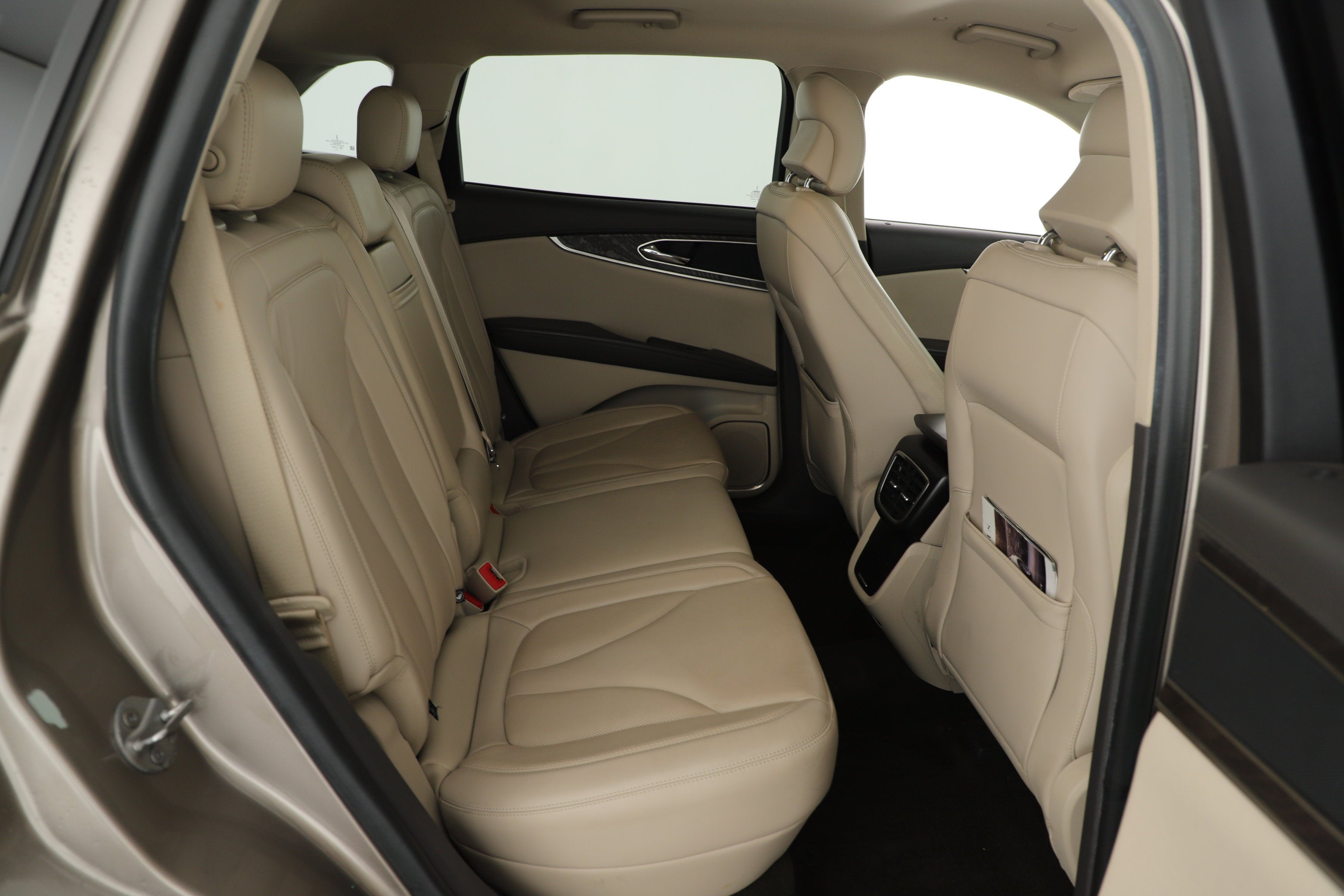 2019 Lincoln Nautilus Select