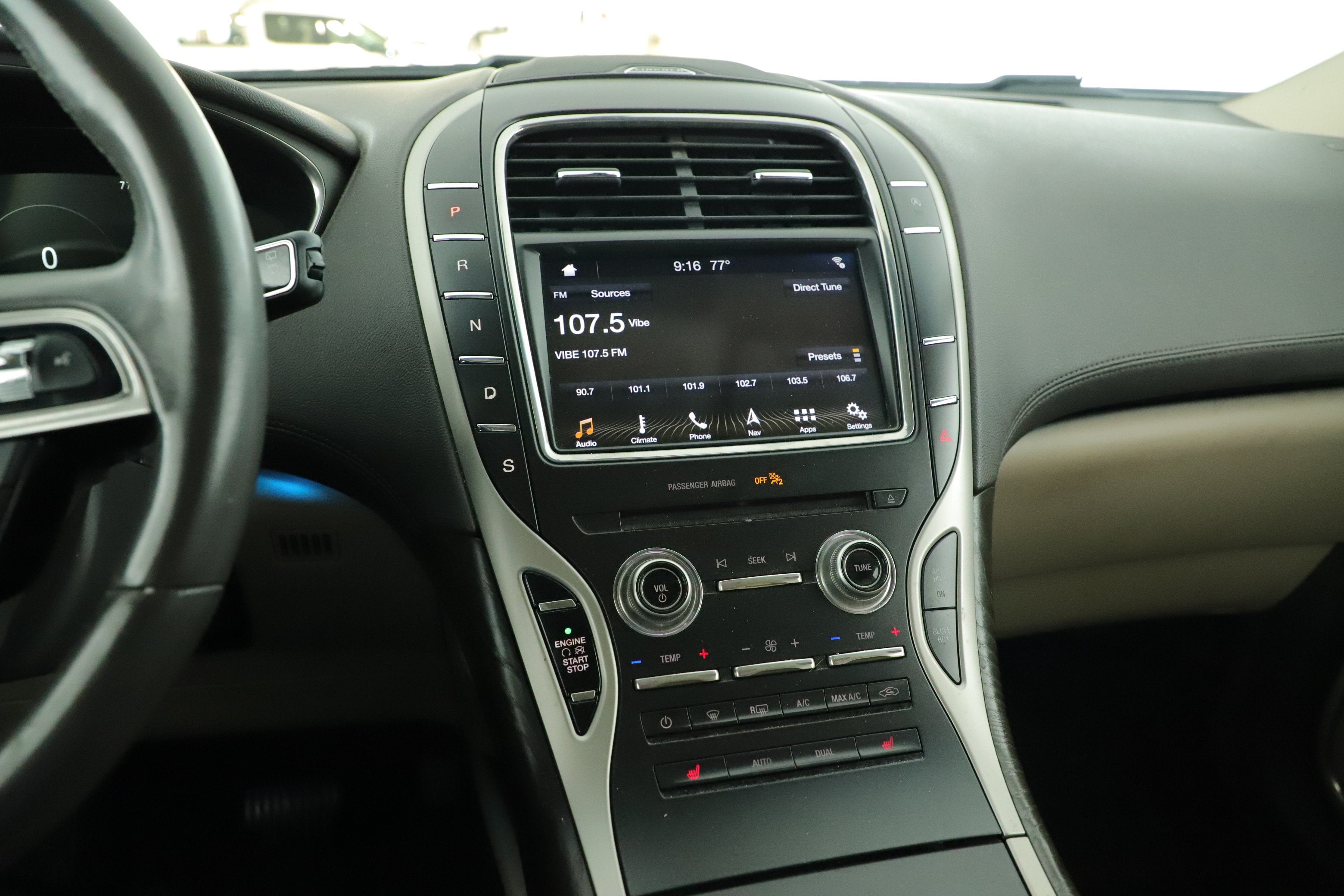 2019 Lincoln Nautilus Select