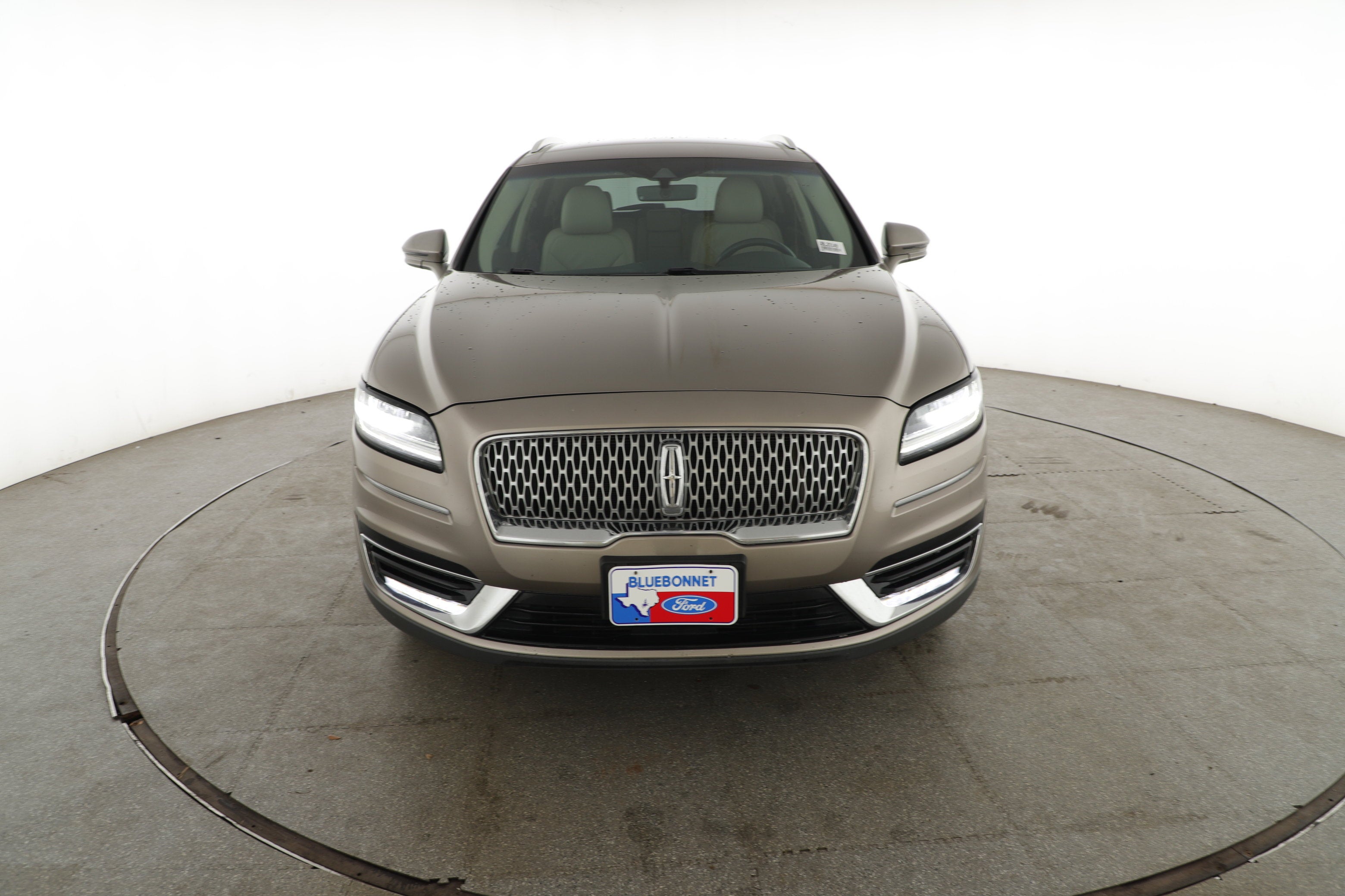 2019 Lincoln Nautilus Select