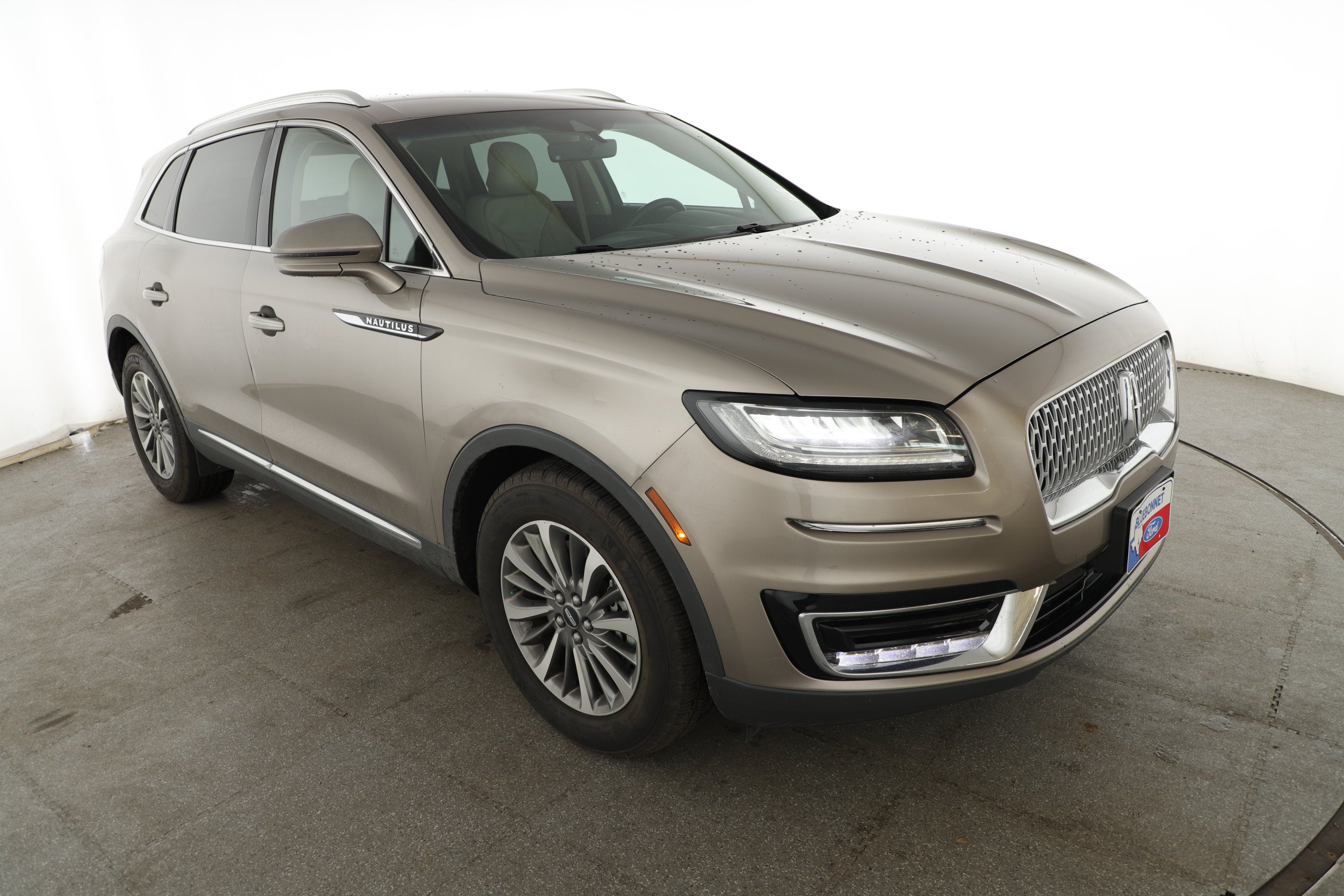 2019 Lincoln Nautilus Select