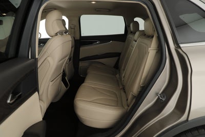 2019 Lincoln Nautilus Select