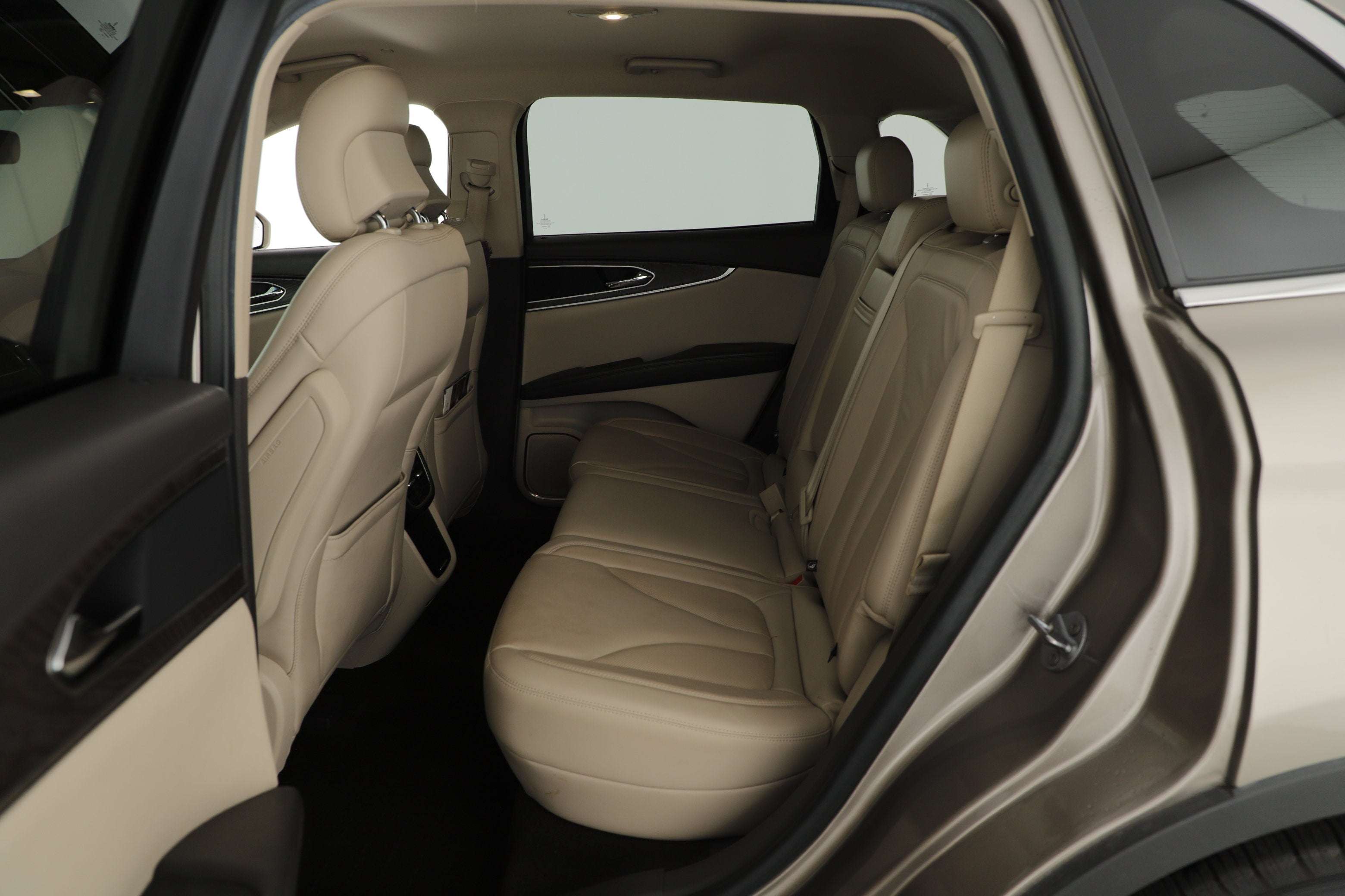 2019 Lincoln Nautilus Select