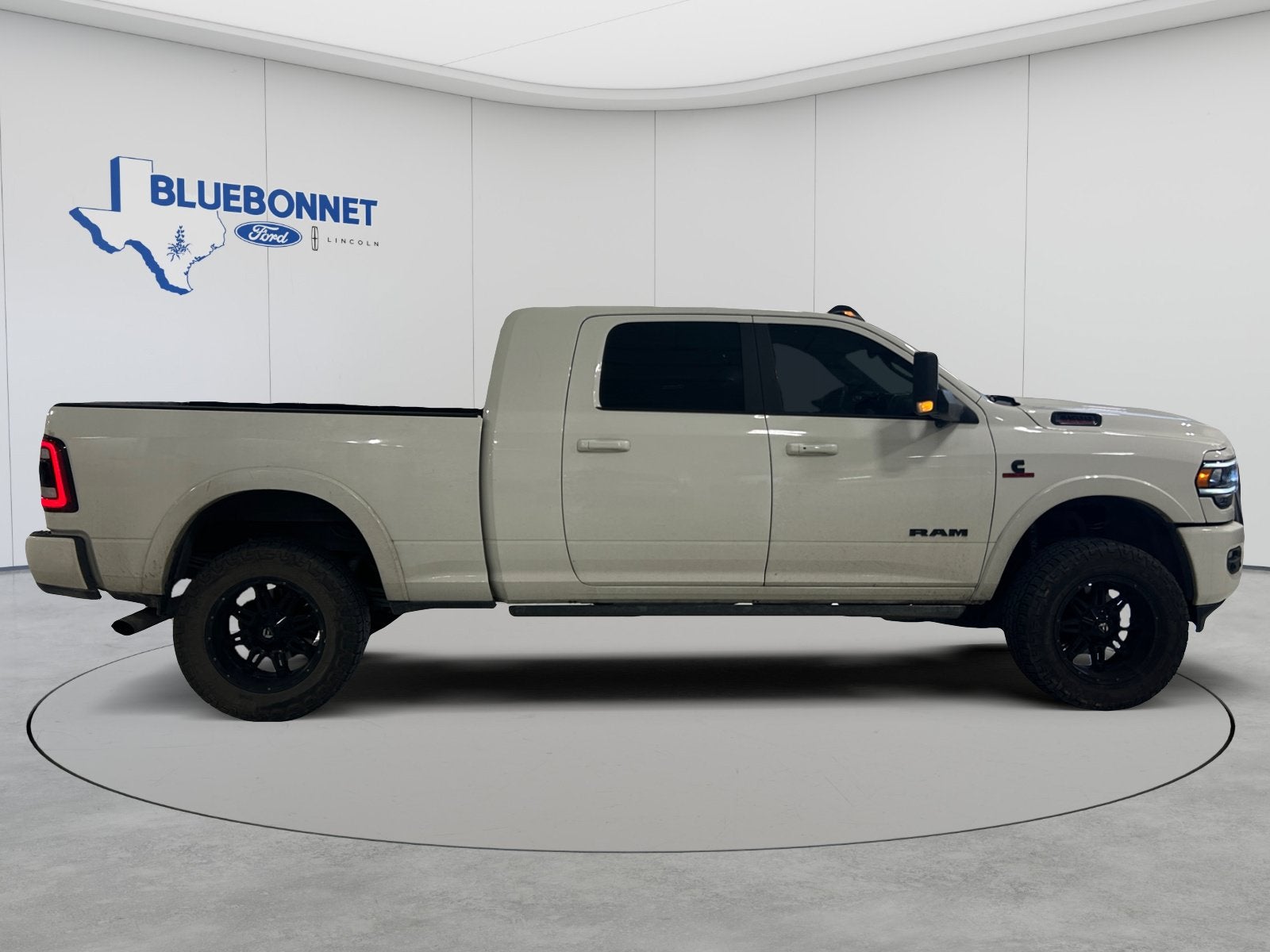 2022 RAM 3500 Laramie