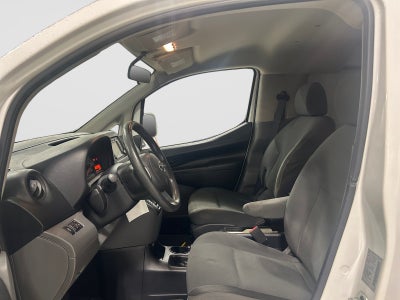 2014 Nissan NV200 SV
