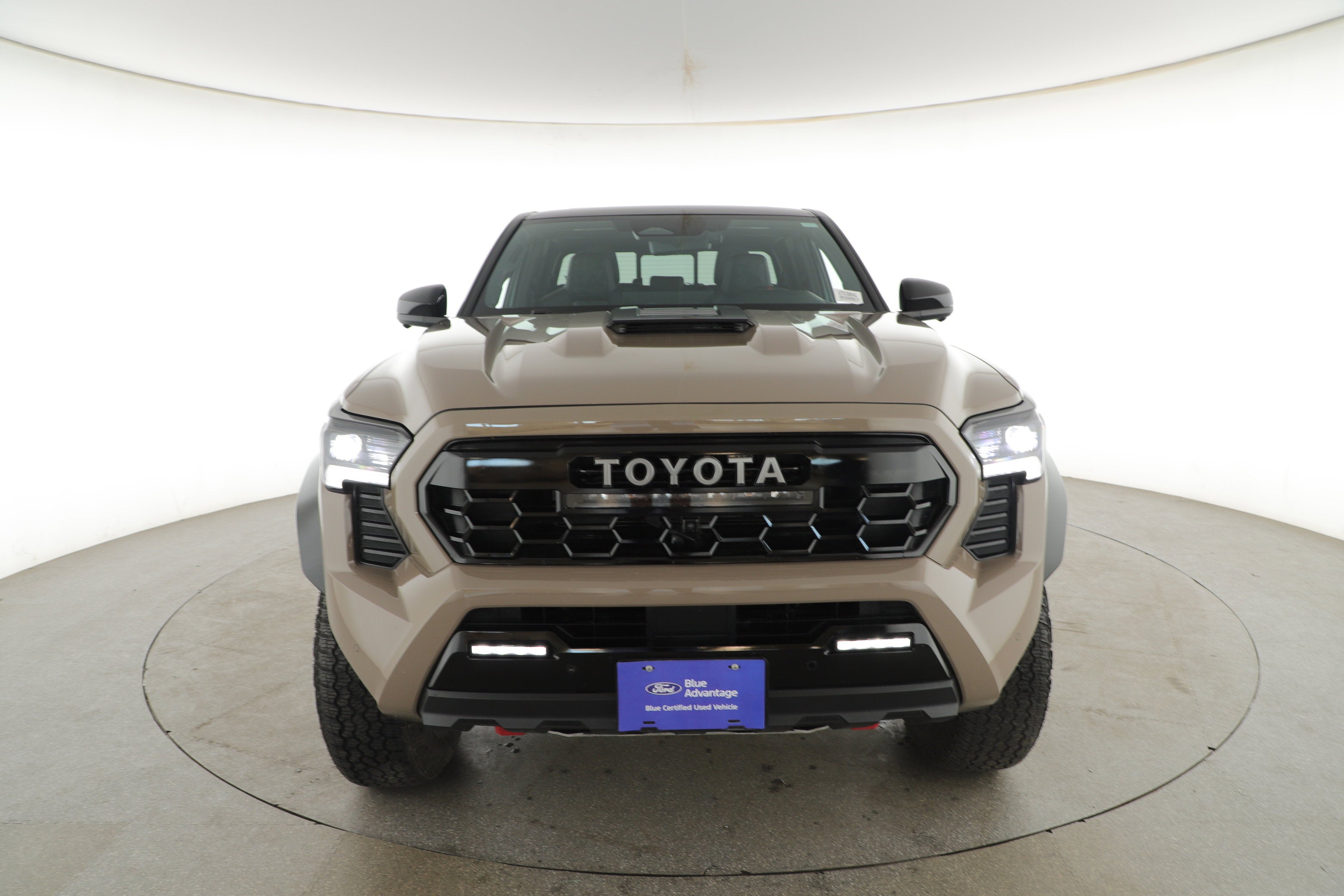 2025 Toyota Tacoma 4WD Base