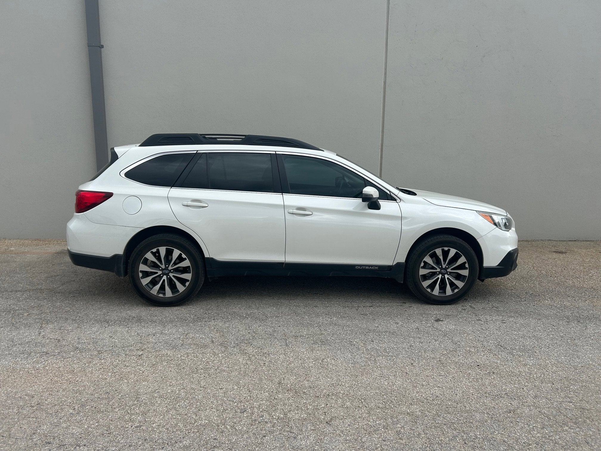 2017 Subaru Outback Limited