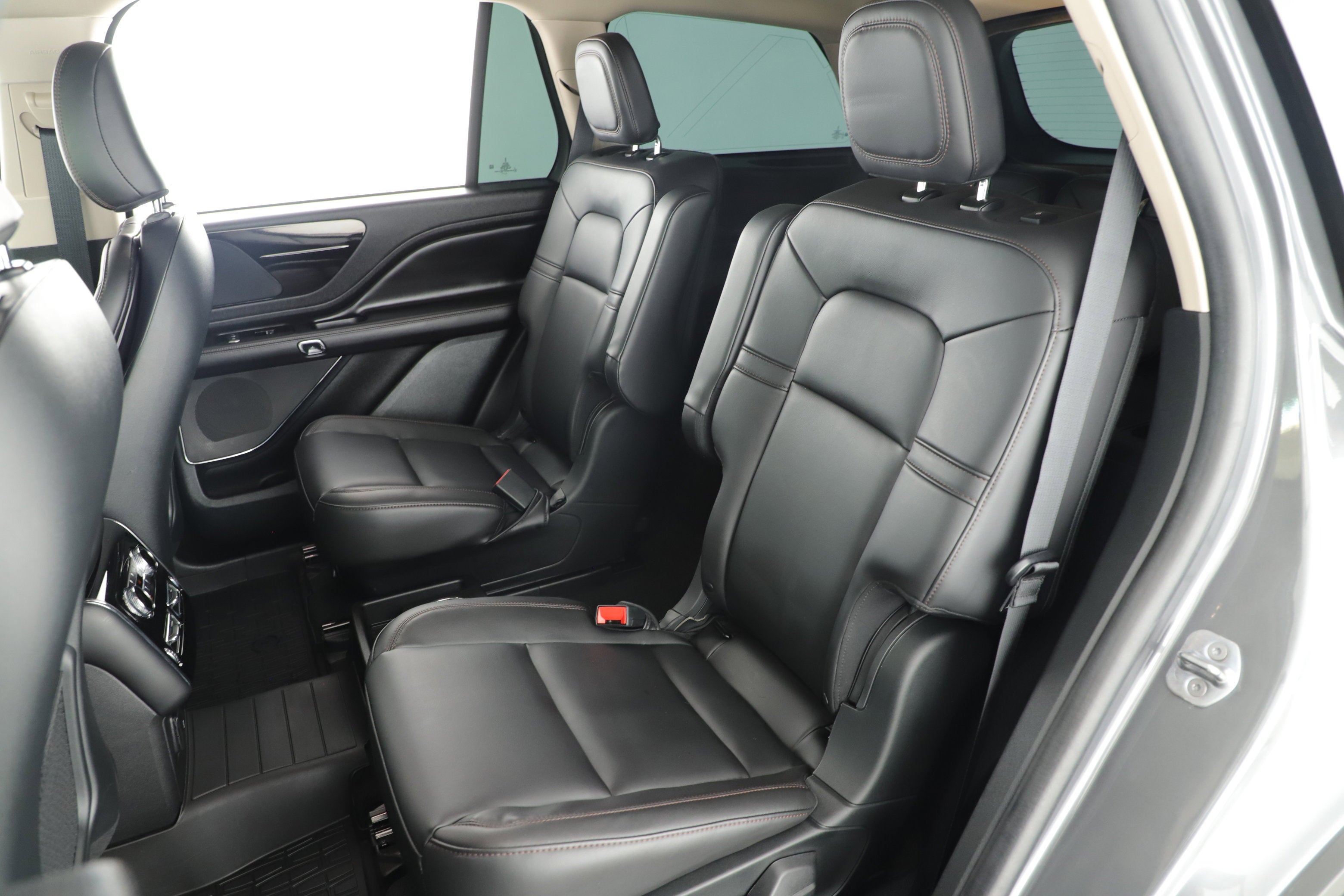 2023 Lincoln Aviator Standard